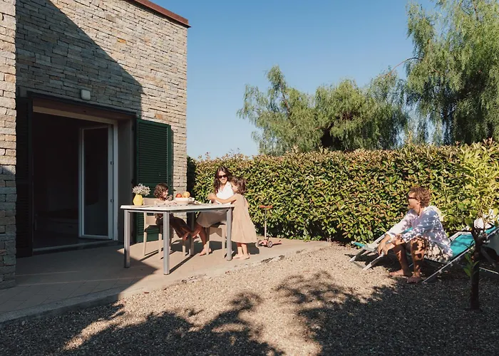 Villa con piscina: Rebi Village